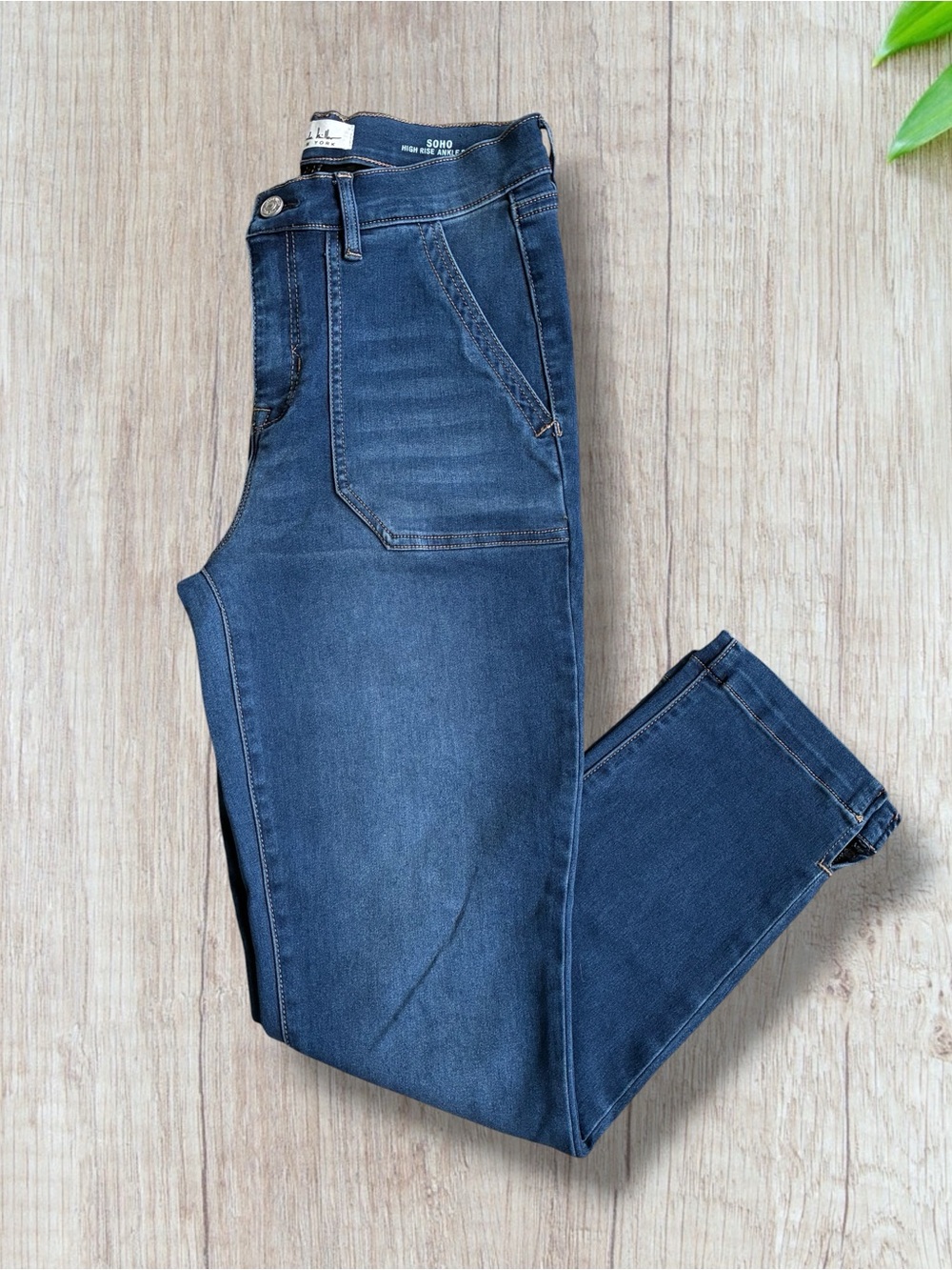 Nicole Miller SOHO High Rise Ankle Slim Blue Jeans Size 8